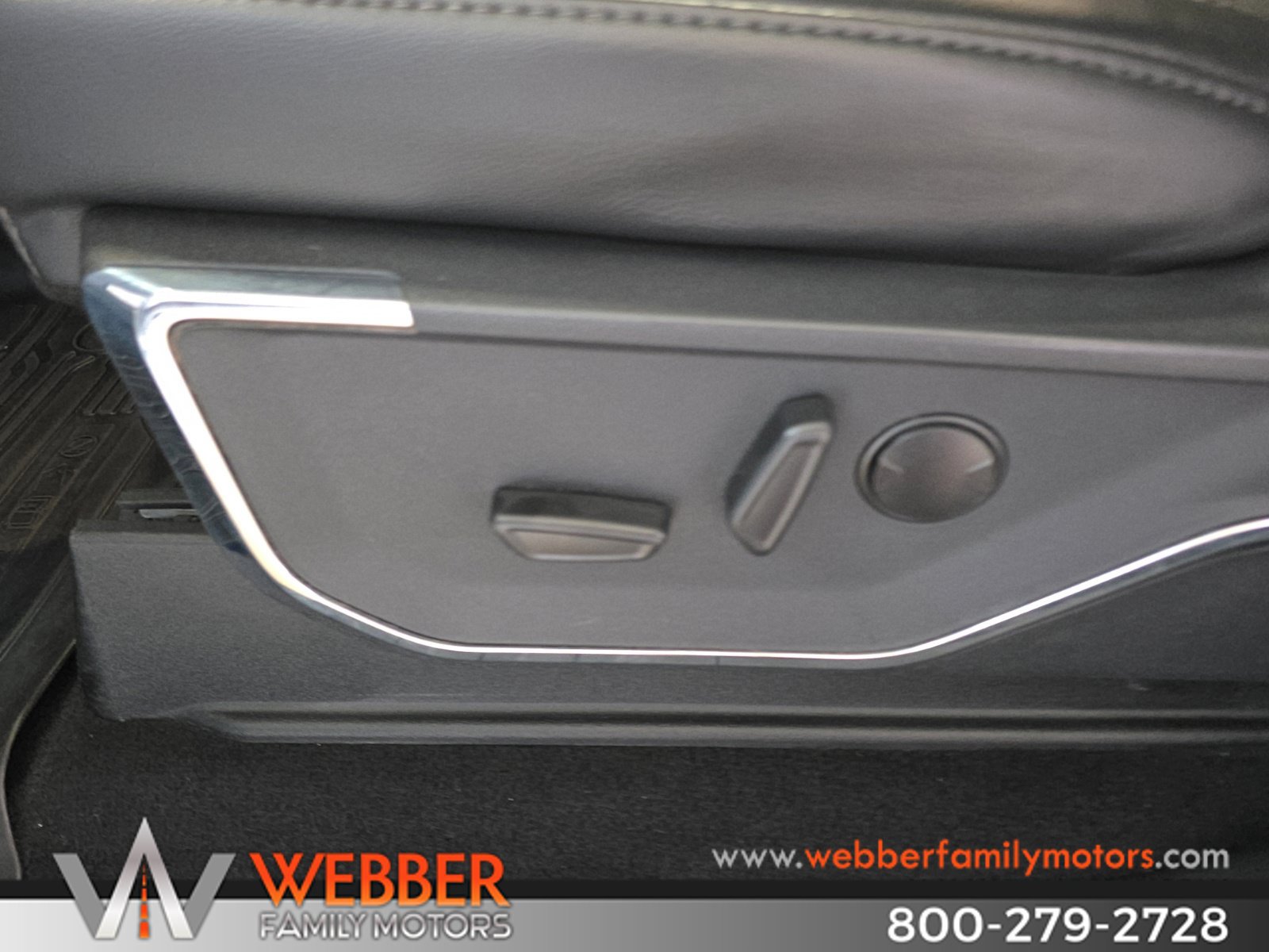 Used 2023 Ford F350 Lariat w/ Chrome Package AWD/4WD image 10