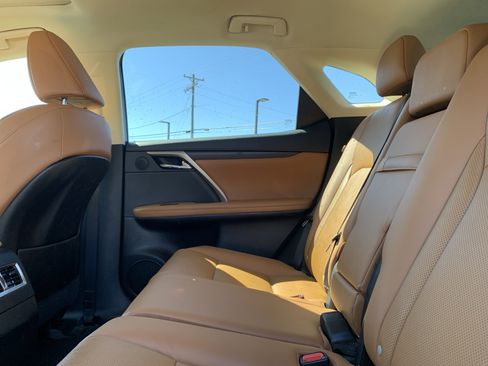 Used 2022 Lexus RX 350 350 w/ Premium Package image 32