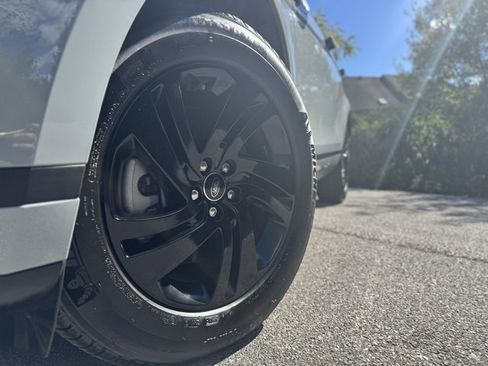 Used 2026 Land Rover Range Rover Evoque S image 2