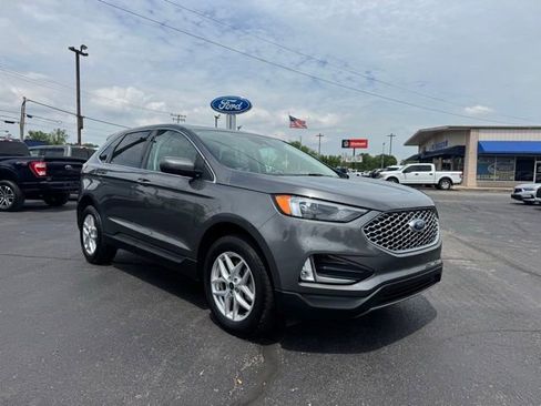Used 2024 Ford Edge SEL w/ Convenience Package AWD/4WD image 4