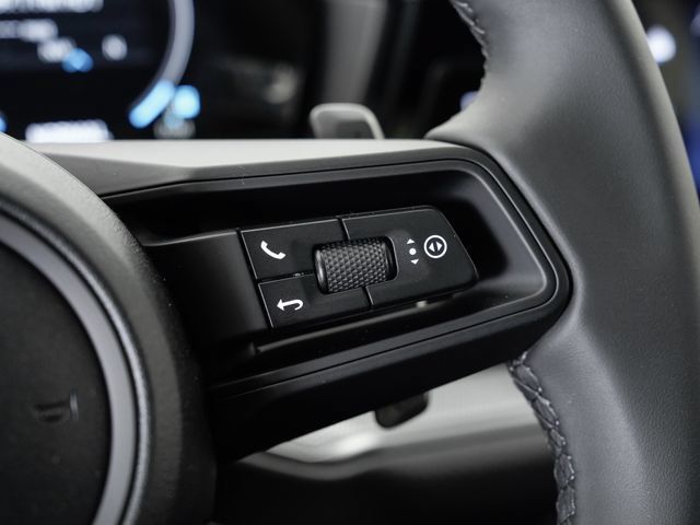 Certified 2026 Porsche Cayenne Coupe AWD/4WD image 13