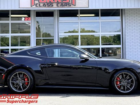 Used 2025 Ford Mustang Dark Horse RWD image 3