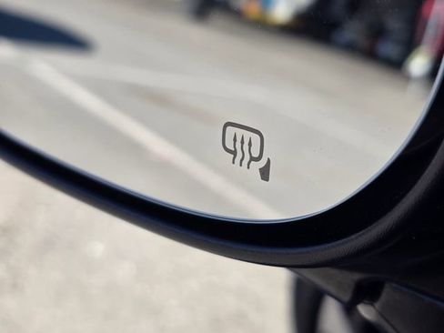 Certified 2024 Subaru Crosstrek 2.5i Limited image 18