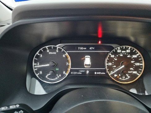 Used 2024 Nissan Rogue SV image 7