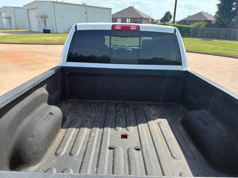 Used 2015 RAM 2500 SLT w/ Luxury Group AWD/4WD image 7