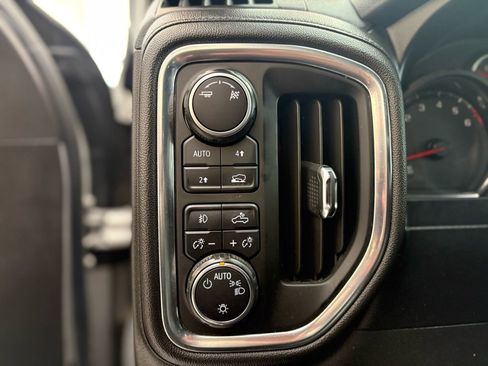 Used 2019 Chevrolet Silverado 1500 RST w/ All-Star Edition AWD/4WD image 26