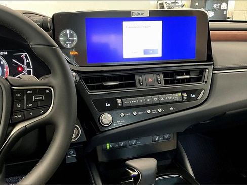 New 2025 Lexus ES 350 w/ Premium Package image 7