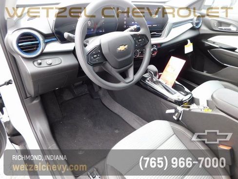 New 2026 Chevrolet Trax LT FWD image 13