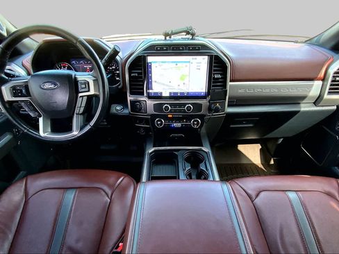 Used 2022 Ford F350 Platinum w/ FX4 Off-Road Package AWD/4WD image 13