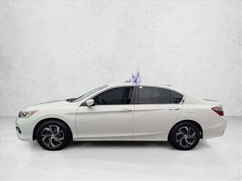 Used 2016 Honda Accord LX image 8