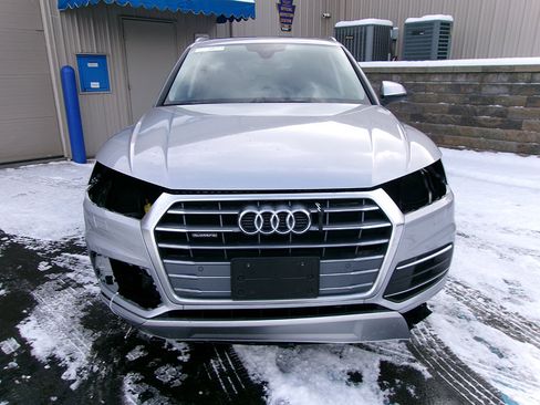 Used 2020 Audi Q5 2.0T Premium Plus w/ Premium Plus Package image 4
