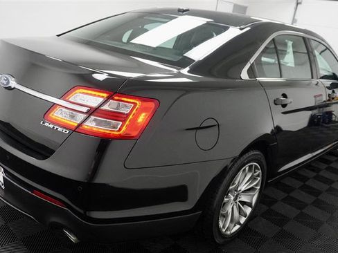Used 2015 Ford Taurus Limited image 7