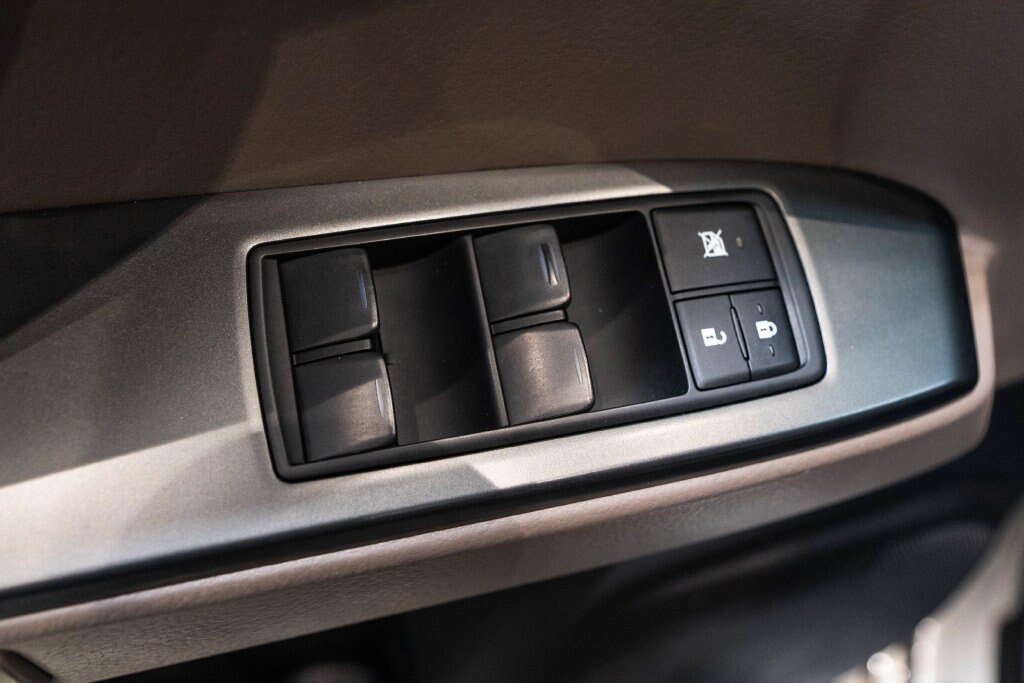 Used 2023 Lexus GX 460 Premium w/ Accessory Package AWD/4WD image 20