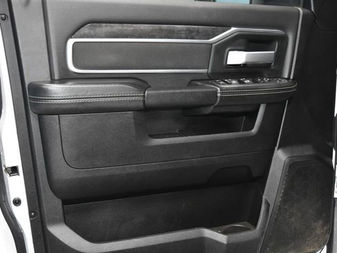 Used 2024 RAM 2500 Big Horn image 4