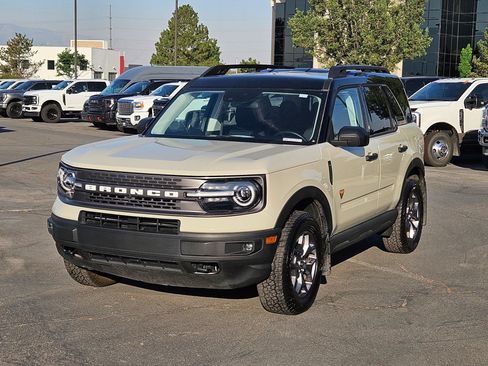 Used 2024 Ford Bronco Sport Badlands AWD/4WD image 10