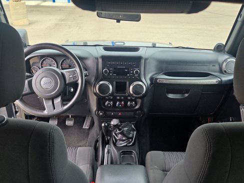 Used 2012 Jeep Wrangler Sport AWD/4WD image 12