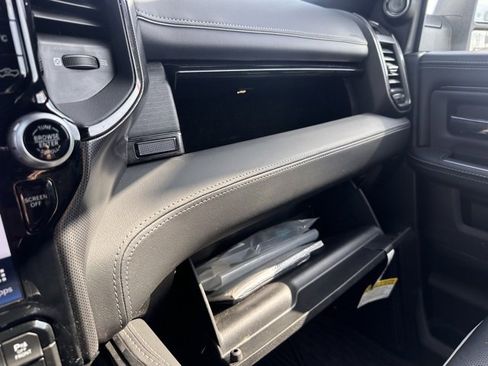 Used 2024 RAM 2500 Limited image 34