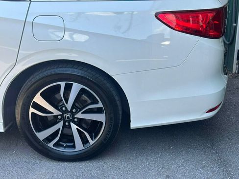 Used 2018 Honda Odyssey Elite image 40