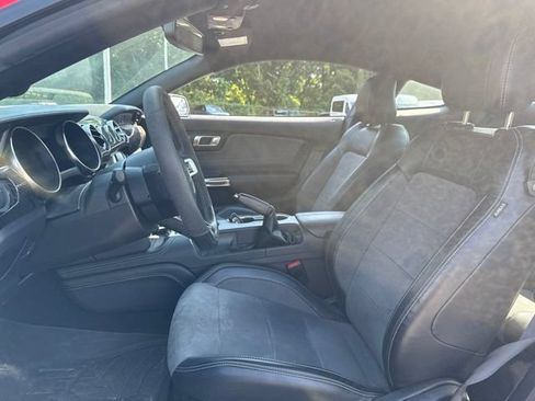 Used 2019 Ford Mustang Shelby GT350 w/ Technology Package RWD image 13
