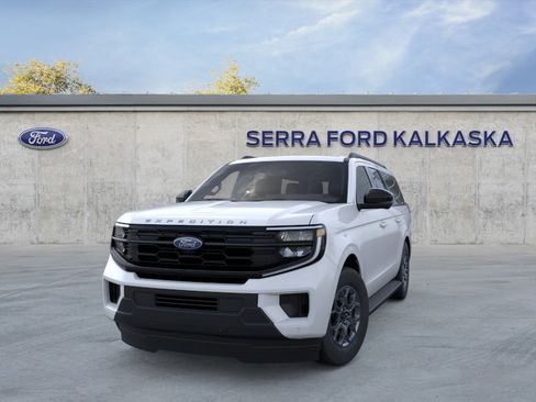New 2026 Ford Expedition Max Active AWD/4WD image 2