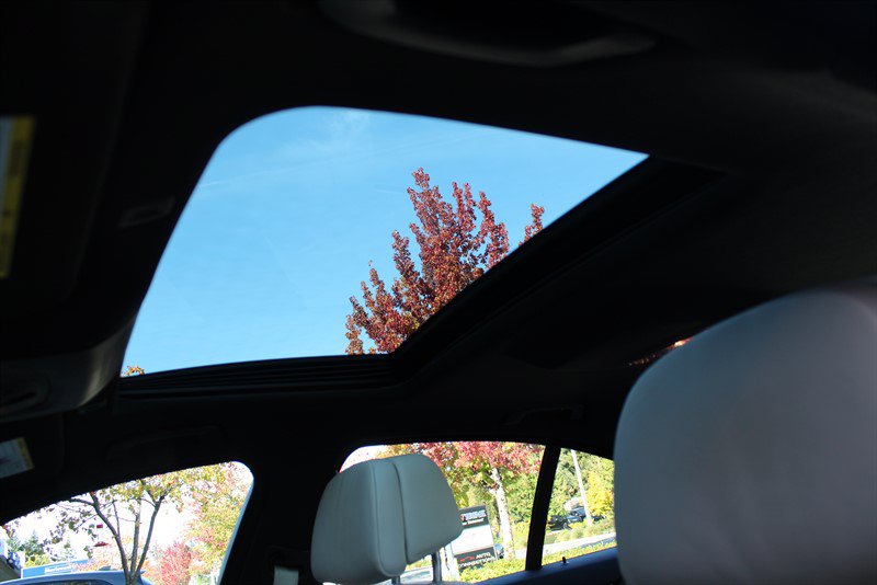 Used 2014 BMW 535i xDrive Sedan AWD/4WD image 24