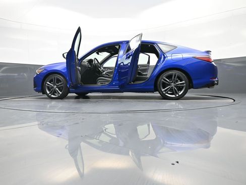 Used 2023 Acura Integra A-Spec image 47