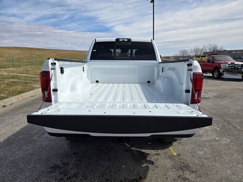 New 2026 RAM 2500 Big Horn AWD/4WD image 29