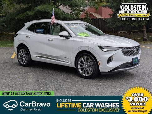 Certified 2022 Buick Envision Avenir w/ Technology Package II AWD/4WD image 1