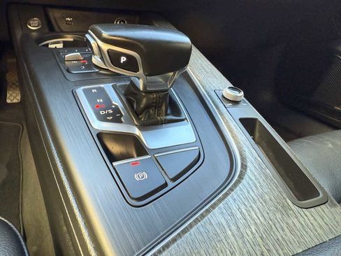 Used 2018 Audi A4 2.0T allroad Premium Plus image 31