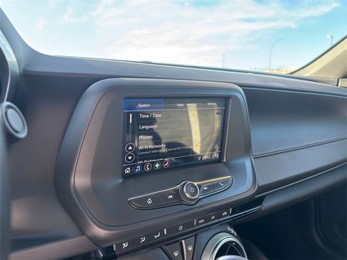 Used 2024 Chevrolet Camaro LT w/ RS Package image 20