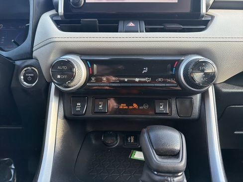 Used 2024 Toyota RAV4 XLE w/ Convenience Package AWD/4WD image 28