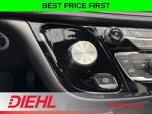 New 2026 Chrysler Pacifica Select FWD image 34