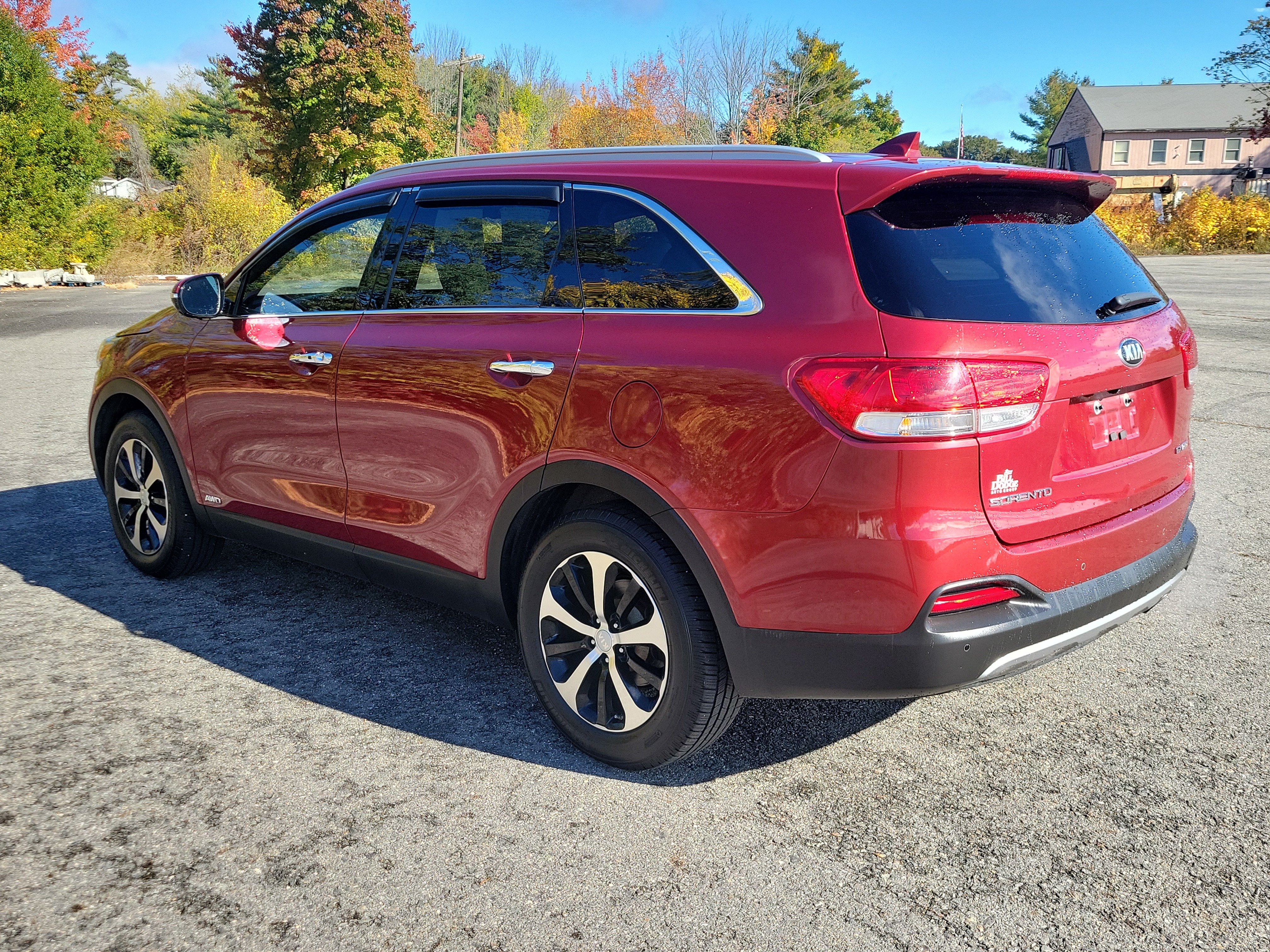 Used 2017 Kia Sorento EX w/ EX Premium Package AWD/4WD image 7