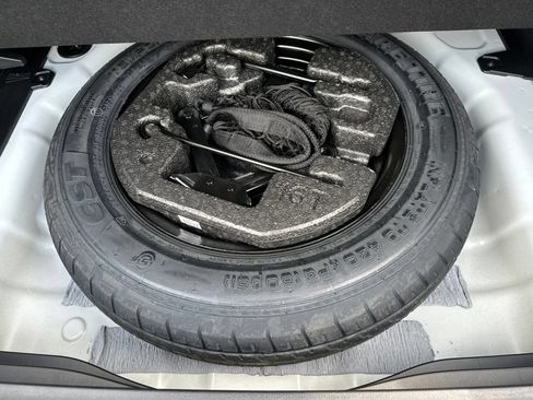 Used 2025 Hyundai Kona SEL AWD/4WD image 23