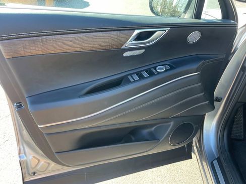 Used 2024 Genesis GV80 2.5T image 18