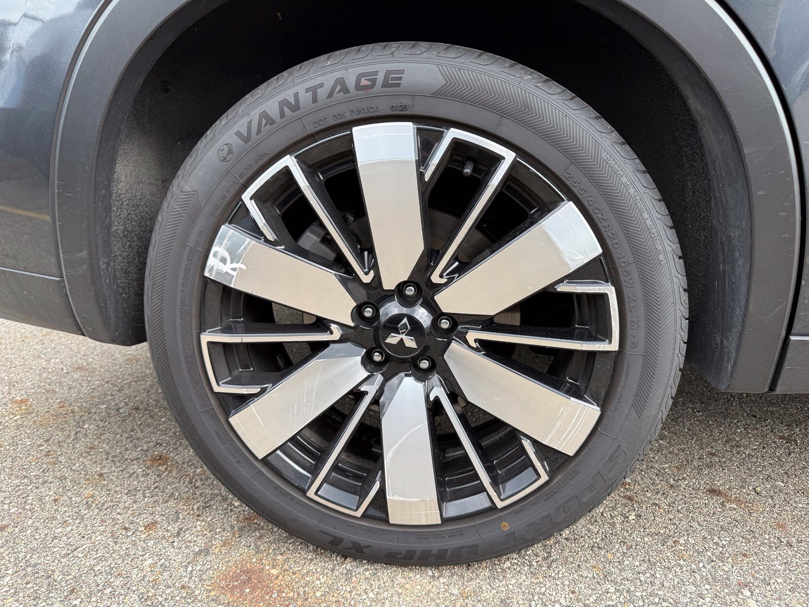 Used 2025 Mitsubishi Outlander SE AWD/4WD image 9