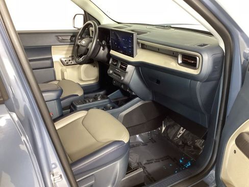 Used 2026 Ford Maverick Lariat w/ 4K Tow Package AWD/4WD image 35