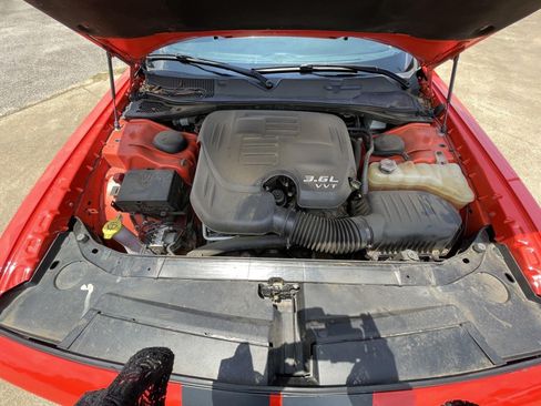 Used 2017 Dodge Challenger SXT Plus RWD image 45