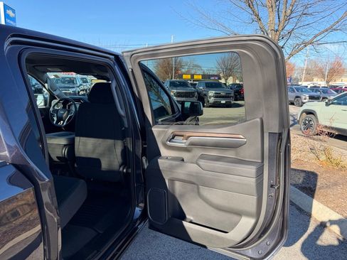 Used 2023 Chevrolet Silverado 1500 LT image 20