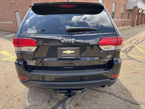 Used 2020 Jeep Grand Cherokee Laredo AWD/4WD image 6