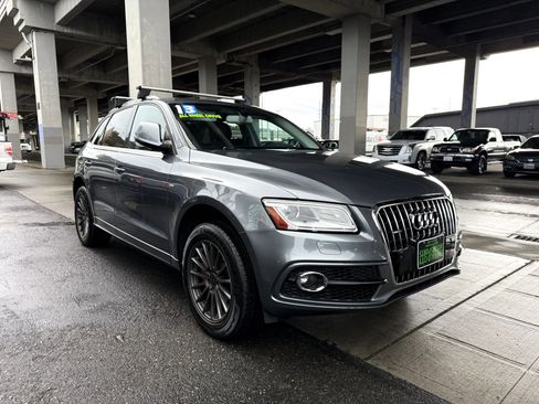 Used 2013 Audi Q5 3.0T Premium Plus w/ Sport Interior Pkg image 3