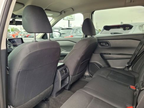 Used 2024 Nissan Rogue S AWD/4WD image 14
