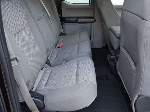 Used 2018 Ford F150 XLT w/ Equipment Group 302A Luxury AWD/4WD image 23