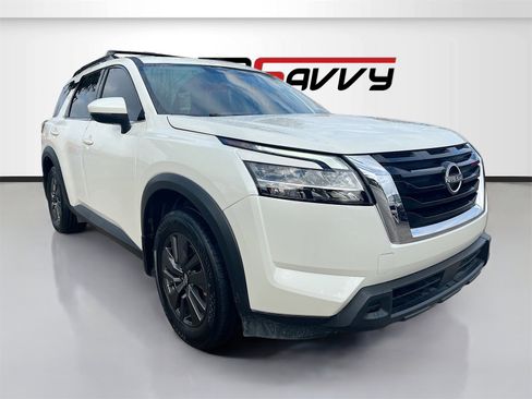 Used 2022 Nissan Pathfinder SV w/ SV Premium Package image 1