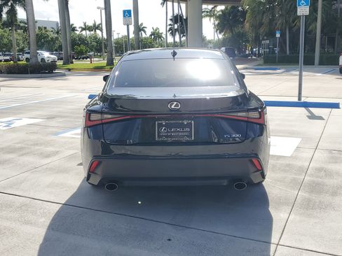 Used 2025 Lexus IS 300 w/ Premium Package RWD image 9