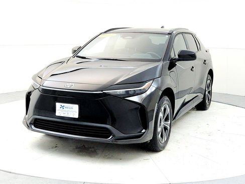 Certified 2023 Toyota bZ4X XLE image 2
