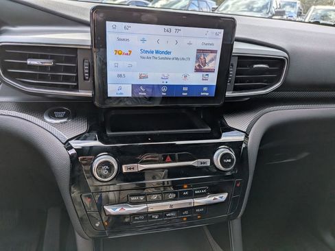 Used 2024 Ford Explorer ST-Line w/ Class IV Trailer Tow Package image 23