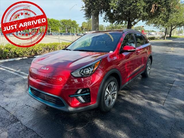 Used 2022 Kia Niro EX FWD image 2