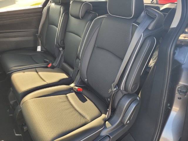 New 2026 Honda Odyssey Elite image 9