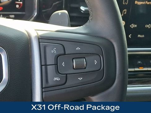 Used 2025 GMC Sierra 1500 Elevation w/ Elevation Premium Package AWD/4WD image 8